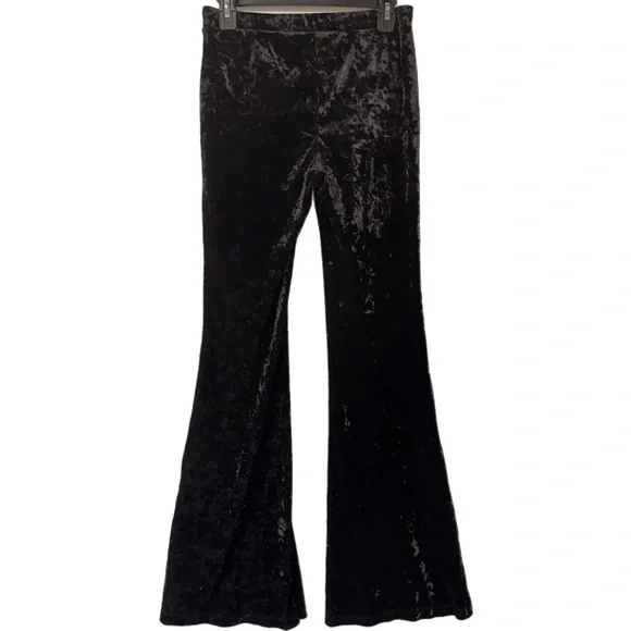 Forever 21 - Crushed Velvet Bell-Bottom Pants - Black - Size Medium - Picture 4 of 7